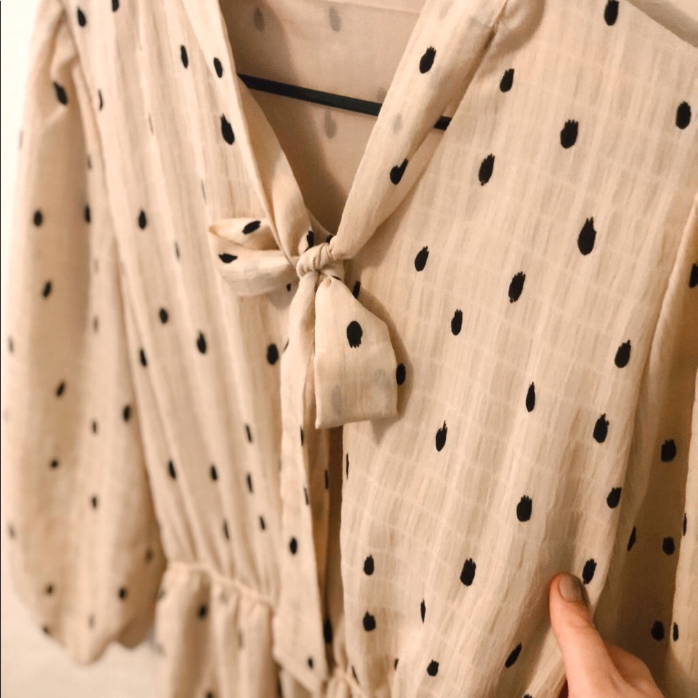 Neck tie polka dot dress